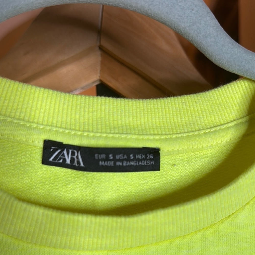 Zara Neon Yellow “No Need To Stress” Oversized Sweatshirt Pullover Size Small - Picture 4 of 9